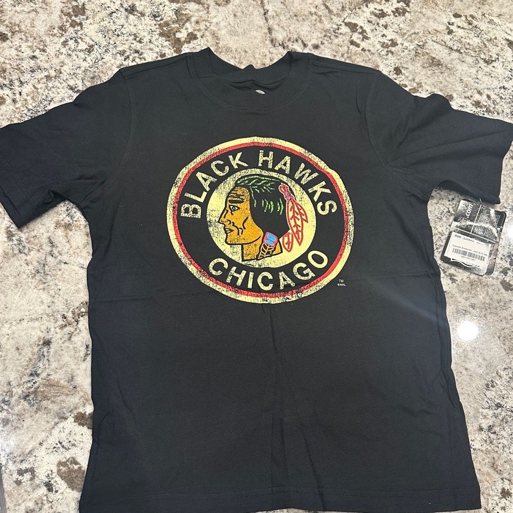 Black Chicago Blackhawks T-Shirt L 12/14